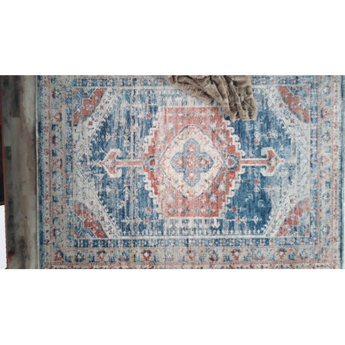 Bungalow Rose Mauna Oriental Medallion Loa Power Loom Performance Blue